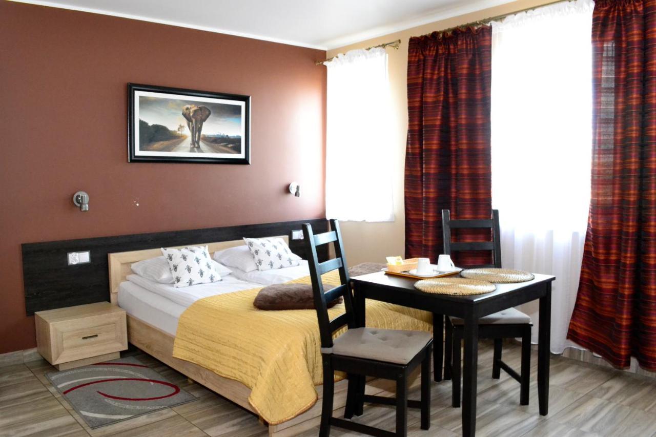 Comfort-24 Słupca Extérieur photo