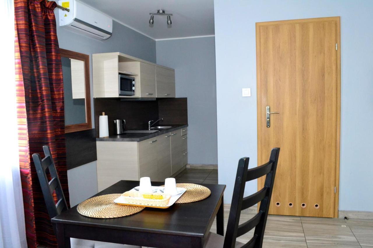 Comfort-24 Słupca Extérieur photo